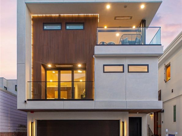 214 El Porto Street, Manhattan Beach CA 90266