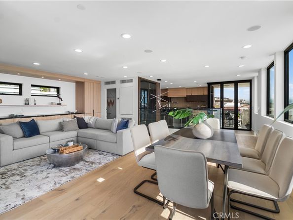 214 El Porto Street, Manhattan Beach CA 90266