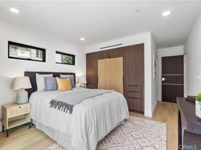 214 El Porto Street, Manhattan Beach CA 90266