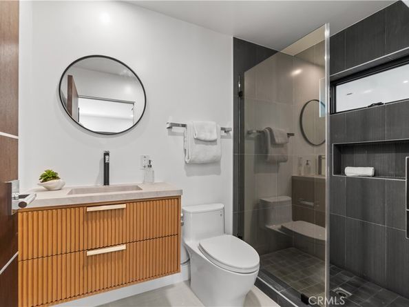 214 El Porto Street, Manhattan Beach CA 90266