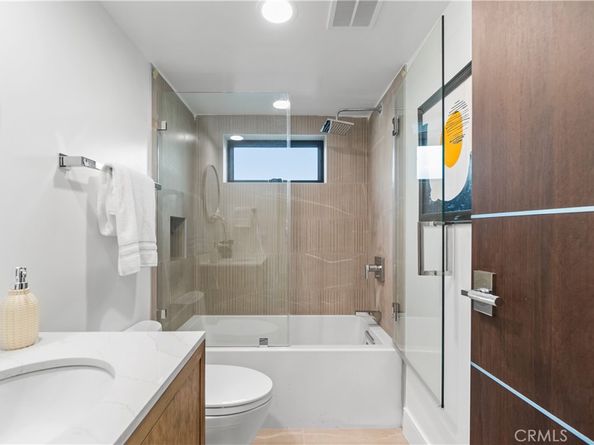 214 El Porto Street, Manhattan Beach CA 90266