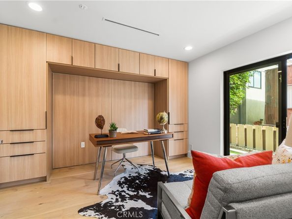 214 El Porto Street, Manhattan Beach CA 90266