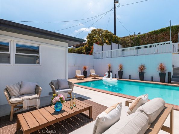 320 Calle Mayor, Redondo Beach CA 90277