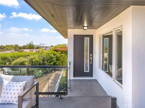 320 Calle Mayor, Redondo Beach CA 90277