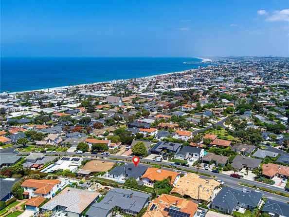 320 Calle Mayor, Redondo Beach CA 90277