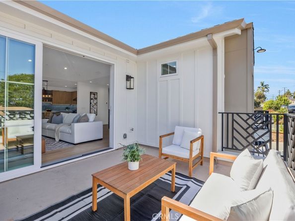2420 Ives Lane A, Redondo Beach CA 90278