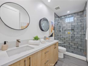 2420 Ives Lane A, Redondo Beach CA 90278