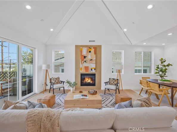 2420 Ives Lane A, Redondo Beach CA 90278