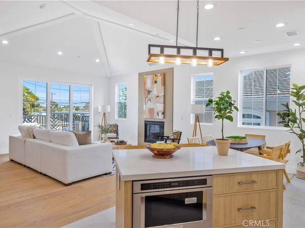 2420 Ives Lane A, Redondo Beach CA 90278