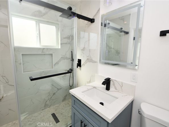 500 W Buckthorn Street, Inglewood CA 90301