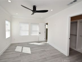 500 W Buckthorn Street, Inglewood CA 90301