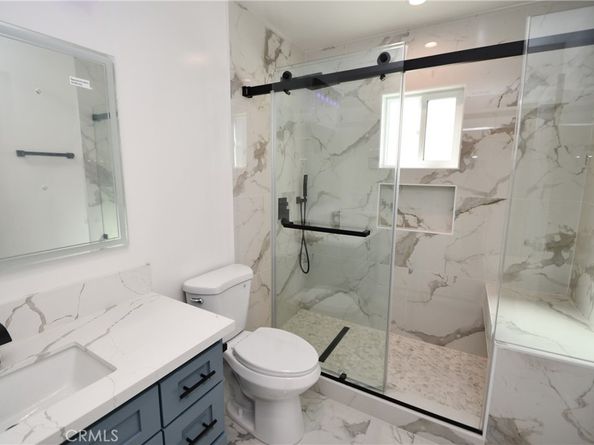 500 W Buckthorn Street, Inglewood CA 90301