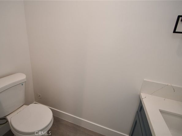 500 W Buckthorn Street, Inglewood CA 90301