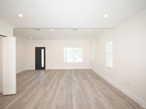 500 W Buckthorn Street, Inglewood CA 90301