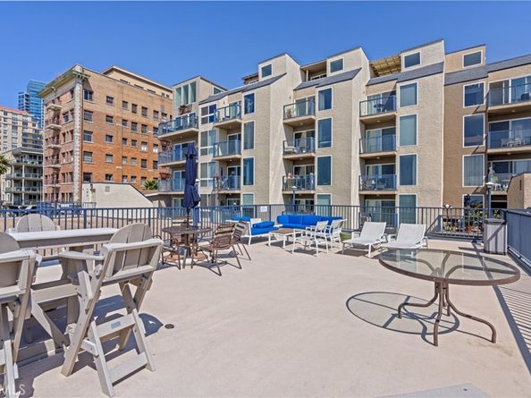 1 3rd Pl 2, Long Beach CA 90802