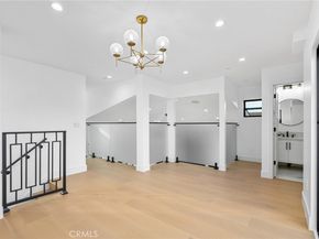 110 S Irena Avenue A, Redondo Beach CA 90277