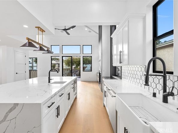 110 S Irena Avenue A, Redondo Beach CA 90277