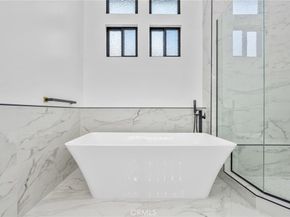 110 S Irena Avenue A, Redondo Beach CA 90277