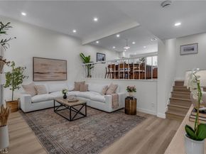 13241 FIJI Way C, Marina Del Rey CA 90292