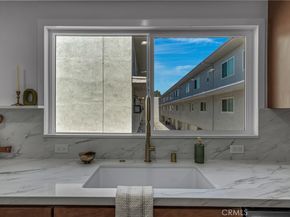 13241 FIJI Way C, Marina Del Rey CA 90292