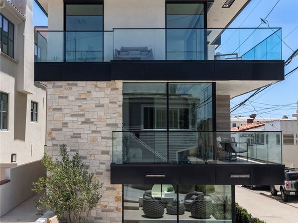 316 32nd Street, Manhattan Beach CA 90266