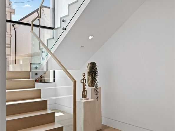 316 32nd Street, Manhattan Beach CA 90266