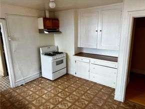 1730 N Kenmore Avenue, Los Angeles CA 90027