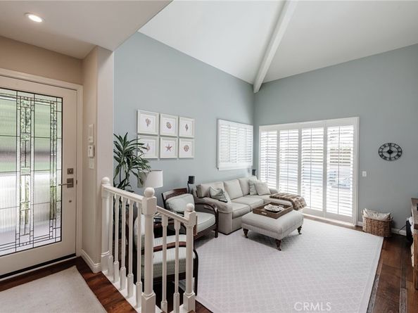 1 Santa Rosa Court, Manhattan Beach CA 90266