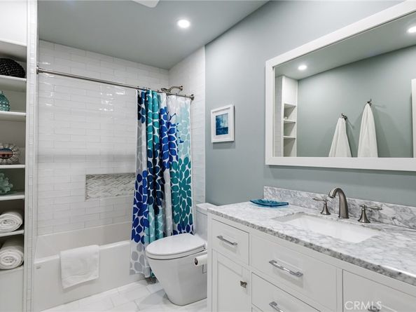 1 Santa Rosa Court, Manhattan Beach CA 90266