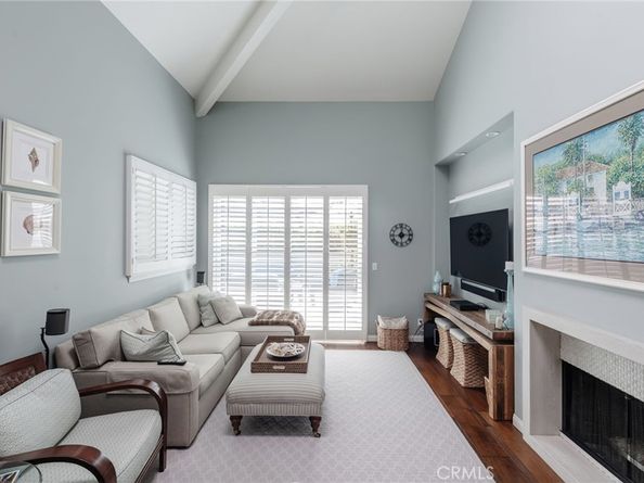 1 Santa Rosa Court, Manhattan Beach CA 90266