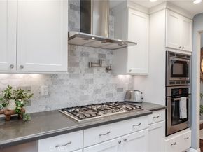 1 Santa Rosa Court, Manhattan Beach CA 90266