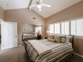 1 Santa Rosa Court, Manhattan Beach CA 90266