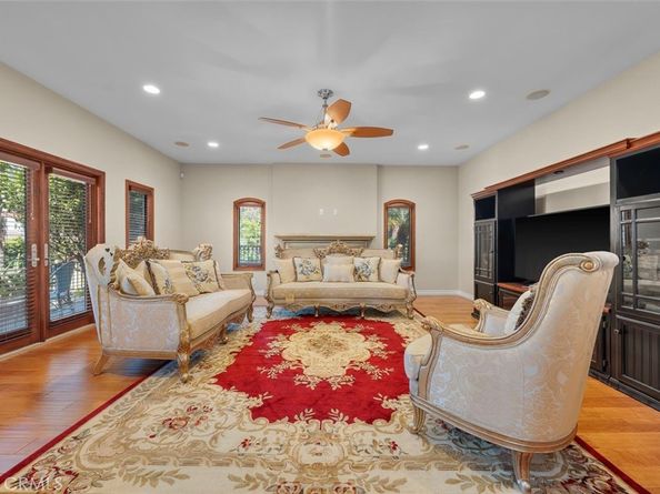 116 Termino, Long Beach CA 90803