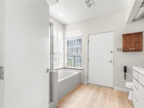 1927 Glendon 301, Los Angeles CA 90025