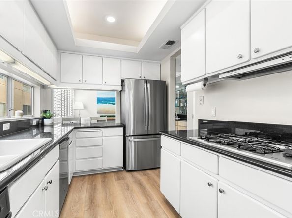 1927 Glendon 301, Los Angeles CA 90025