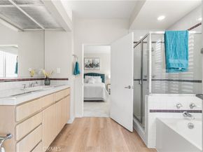 1927 Glendon 301, Los Angeles CA 90025