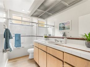 1927 Glendon 301, Los Angeles CA 90025