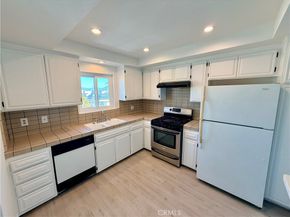1450 Manhattan Beach Boulevard, Manhattan Beach CA 90266