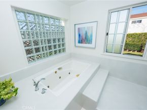1021 Avenue D, Redondo Beach CA 90277