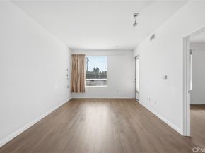 2742 Cabrillo Avenue 214, Torrance CA 90501