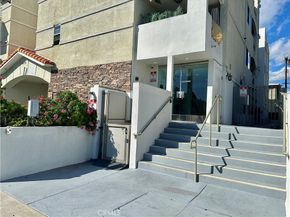 4733 Elmwood Avenue 102, Los Angeles CA 90004