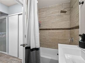 945 E I, Ontario CA 91764