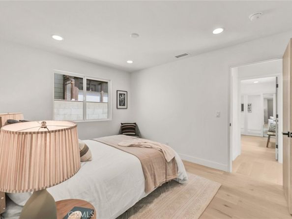 808 S Los Robles Avenue, Pasadena CA 91106