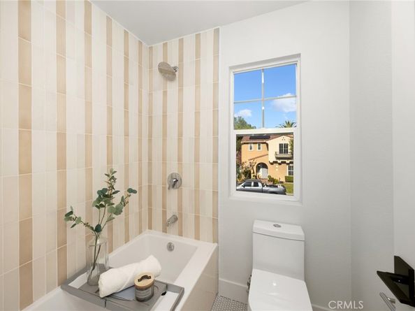 33 Grassy Knoll Lane, Rancho Santa Margarita CA 92688