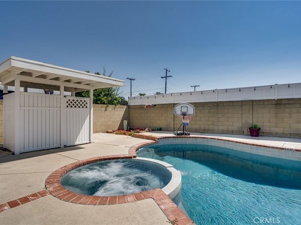 19202 Hickory Lane, Huntington Beach CA 92646