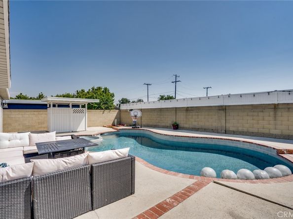 19202 Hickory Lane, Huntington Beach CA 92646