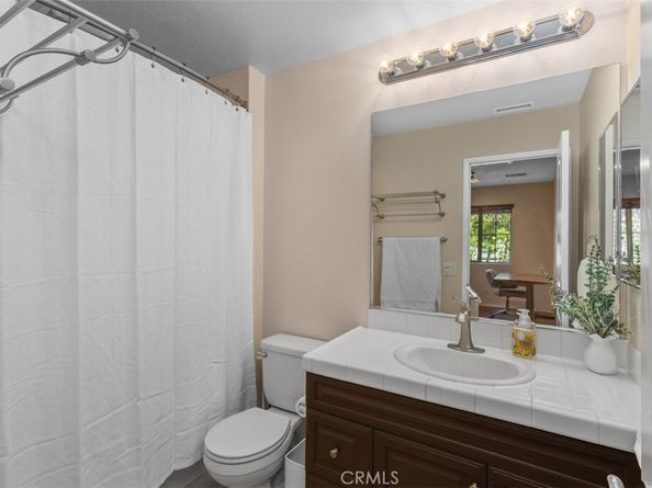 68 Elysian, Irvine CA 92618