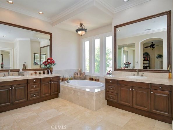 19 Rosana Way, Coto de Caza CA 92679