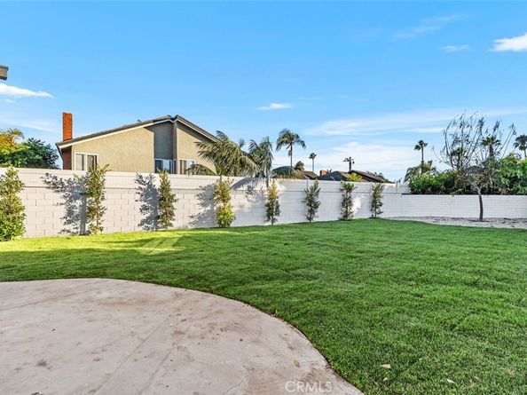 6776 Findley Circle, Huntington Beach CA 92648