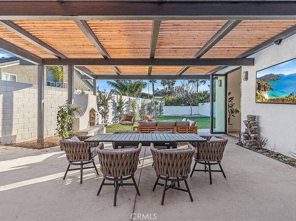 6776 Findley Circle, Huntington Beach CA 92648